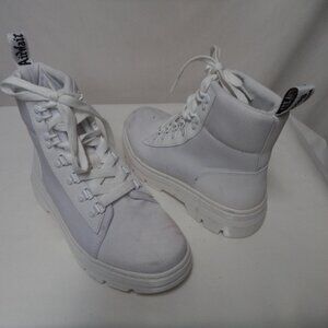 Dr Doc Martens Combs Poly Casual Boots Combat ankle canvas Air Wair Women Size 7
